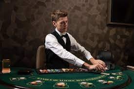 8 ball Weekly Offers Board