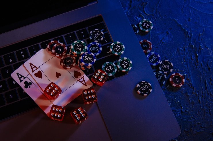 8 ball Peak Hours Live Tables